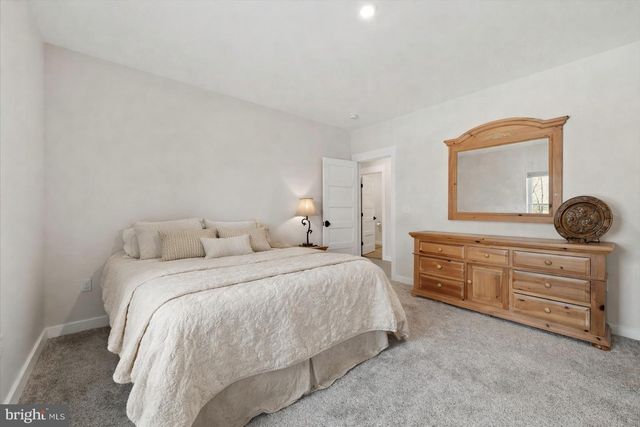 690 COMFORTER LN, Middletown, VA 22645