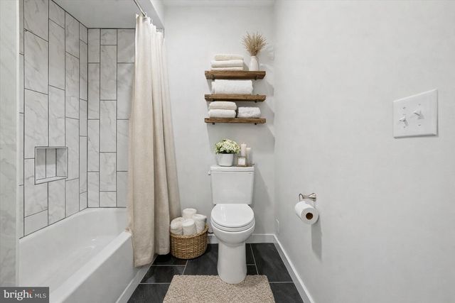 690 COMFORTER LN, Middletown, VA 22645