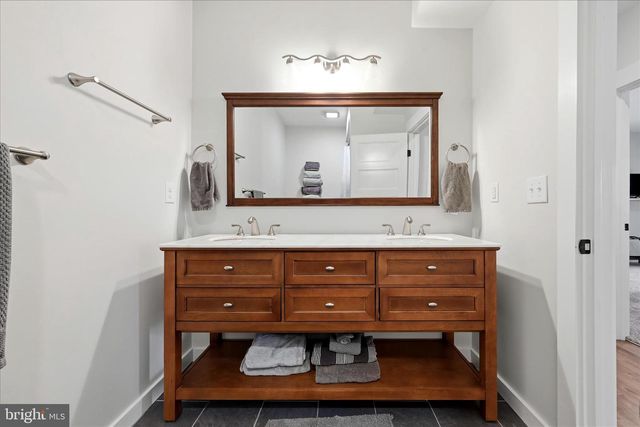 690 COMFORTER LN, Middletown, VA 22645