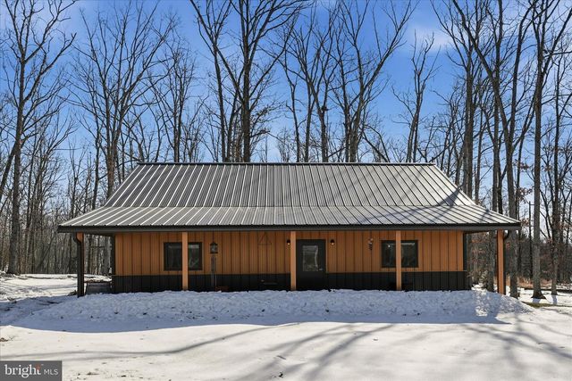 690 COMFORTER LN, Middletown, VA 22645