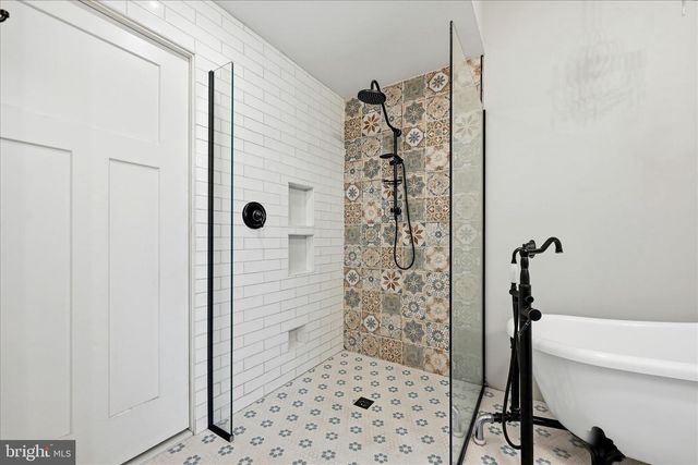 690 COMFORTER LN, Middletown, VA 22645