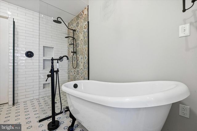 690 COMFORTER LN, Middletown, VA 22645