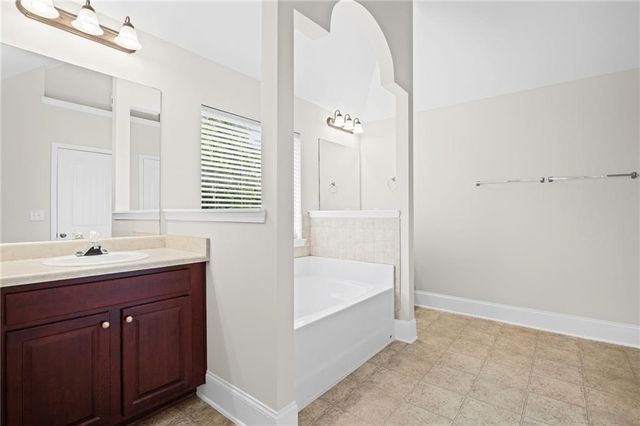105 Shaw Lane, Stockbridge, GA 30236