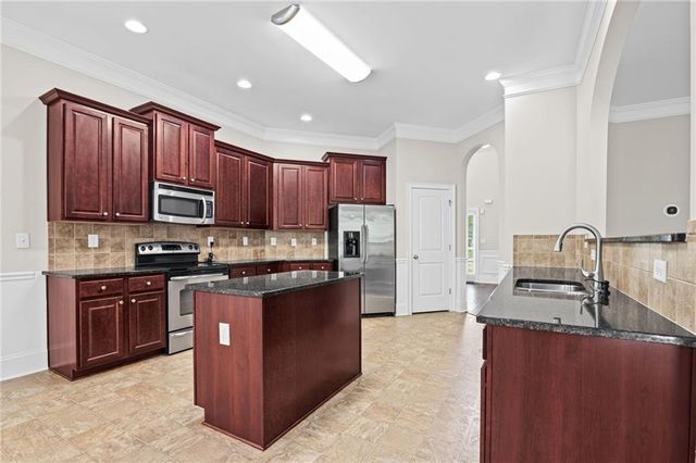 105 Shaw Lane, Stockbridge, GA 30236