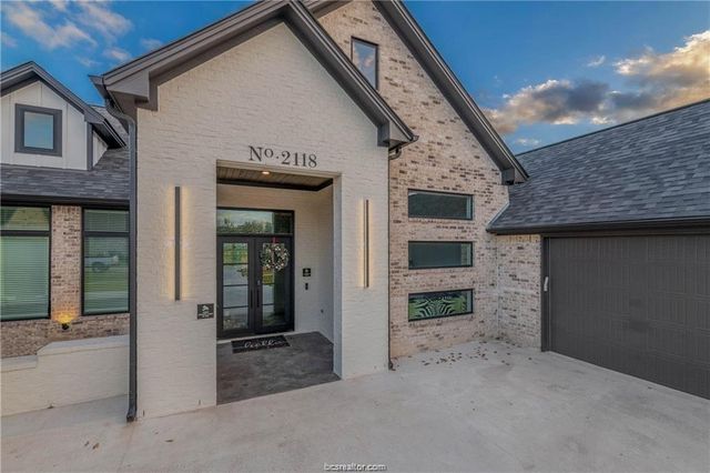 2118 Joe Will Drive, College Station, TX 77845