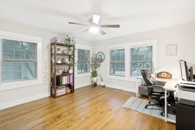 6867 Gaston Avenue, Dallas, TX 75214