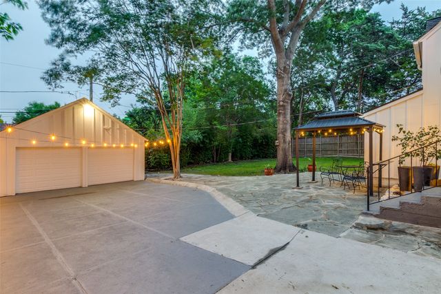 6867 Gaston Avenue, Dallas, TX 75214