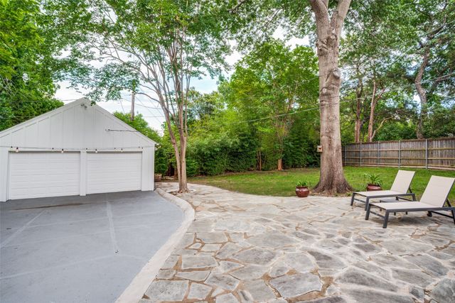 6867 Gaston Avenue, Dallas, TX 75214