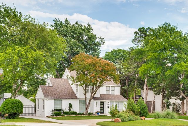 6867 Gaston Avenue, Dallas, TX 75214