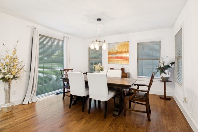 6867 Gaston Avenue, Dallas, TX 75214
