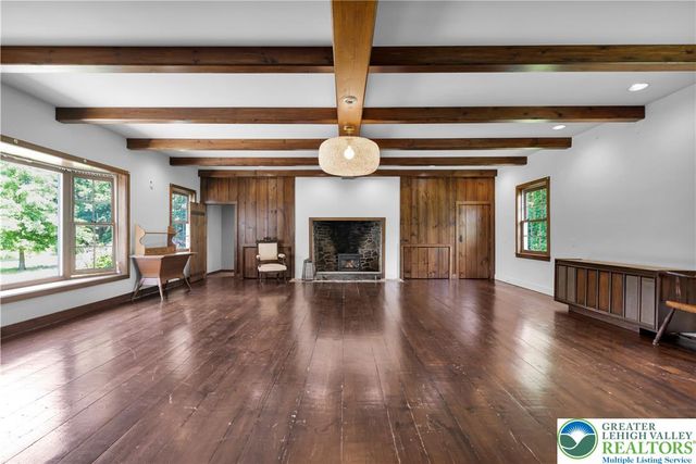 1350 Old Plains Road, Milford Twp, PA 18073