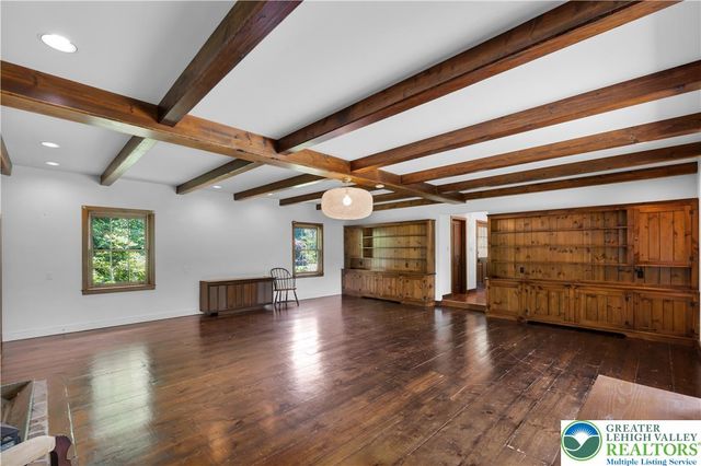 1350 Old Plains Road, Milford Twp, PA 18073
