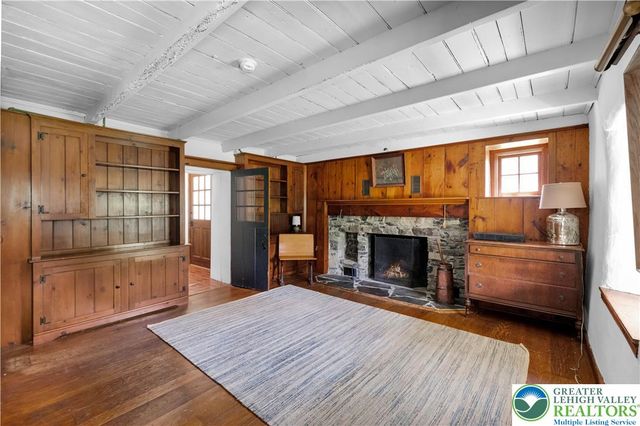1350 Old Plains Road, Milford Twp, PA 18073