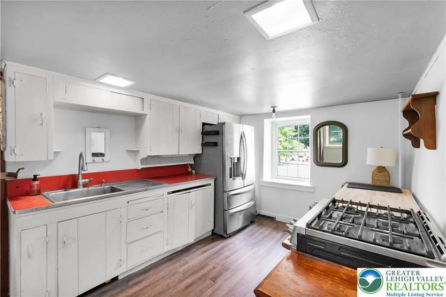 1350 Old Plains Road, Milford Twp, PA 18073