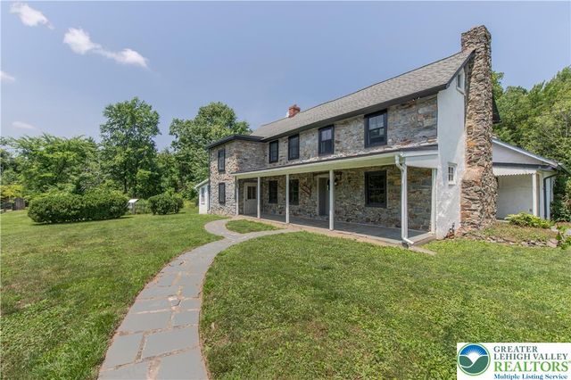 1350 Old Plains Road, Milford Twp, PA 18073