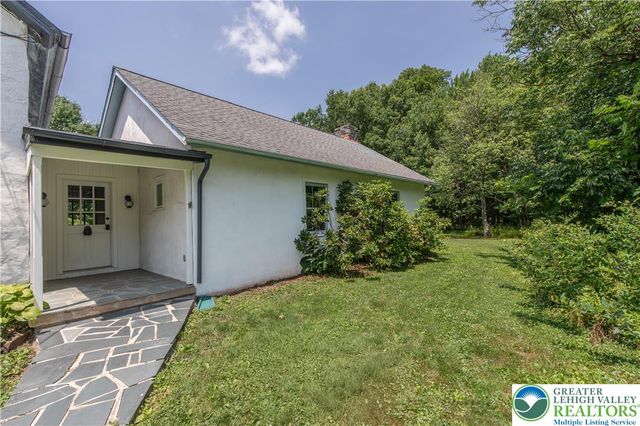 1350 Old Plains Road, Milford Twp, PA 18073