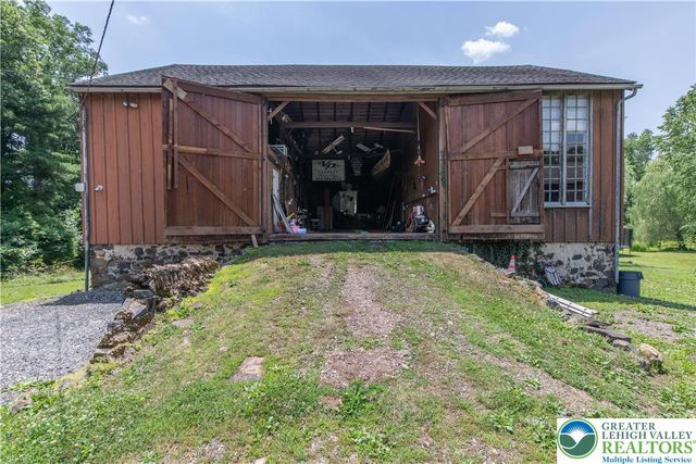 1350 Old Plains Road, Milford Twp, PA 18073