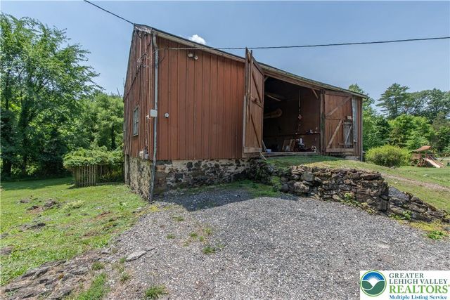 1350 Old Plains Road, Milford Twp, PA 18073