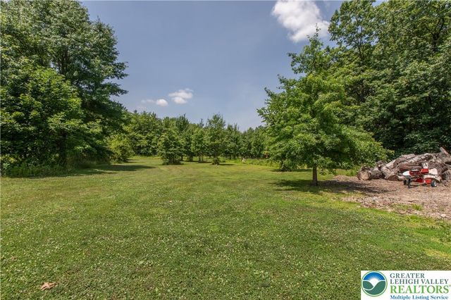 1350 Old Plains Road, Milford Twp, PA 18073