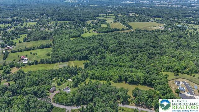1350 Old Plains Road, Milford Twp, PA 18073