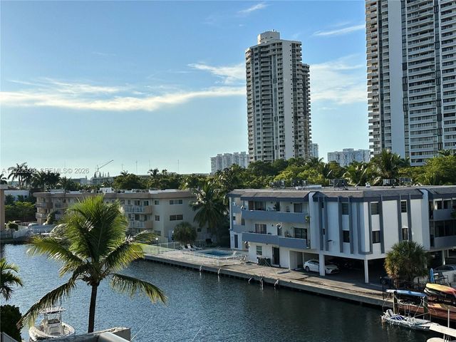 3601 NE 170th St 409, North Miami Beach, FL 33160