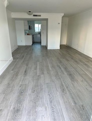 3601 NE 170th St 409, North Miami Beach, FL 33160