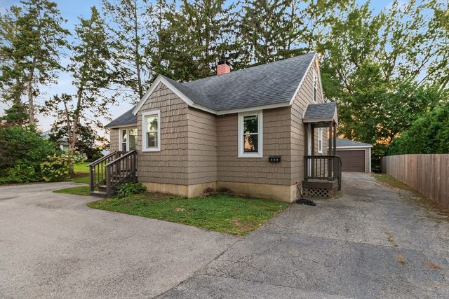 254 W Main Street, Carpentersville, IL 60110