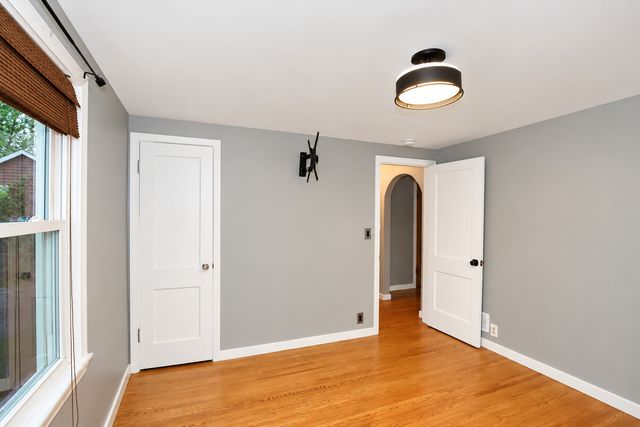 254 W Main Street, Carpentersville, IL 60110