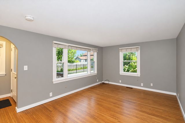 254 W Main Street, Carpentersville, IL 60110