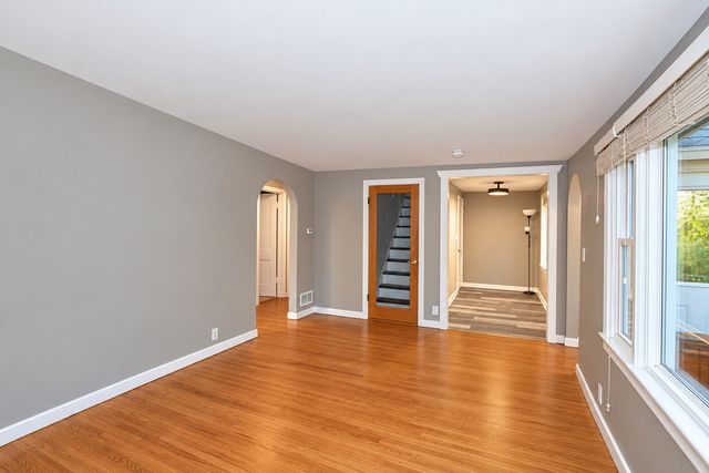 254 W Main Street, Carpentersville, IL 60110