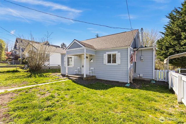 618 Hull Avenue, Port Orchard, WA 98366