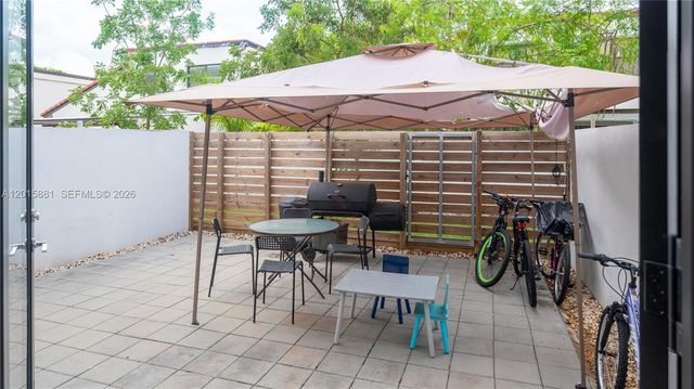 11756 SW 106th Ter, Miami, FL 33186