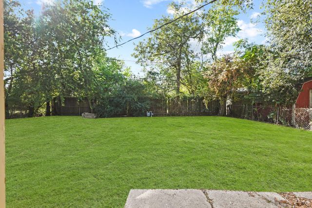 911 Patsy Drive, Baytown, TX 77520