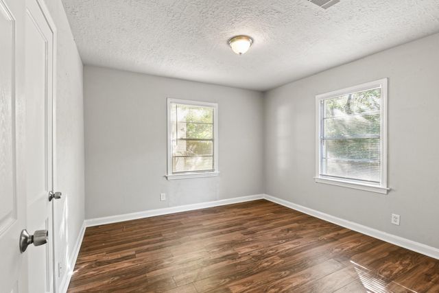 911 Patsy Drive, Baytown, TX 77520