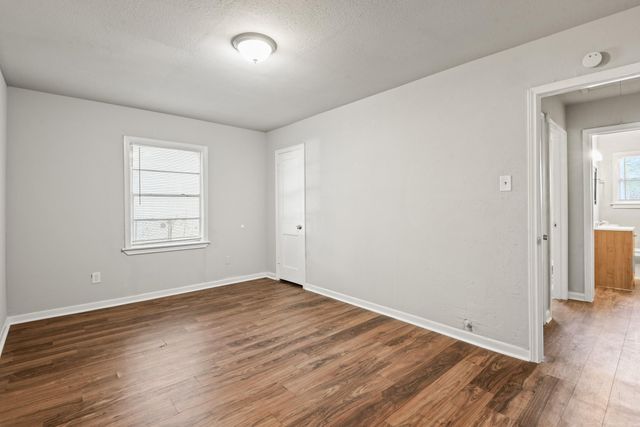 911 Patsy Drive, Baytown, TX 77520