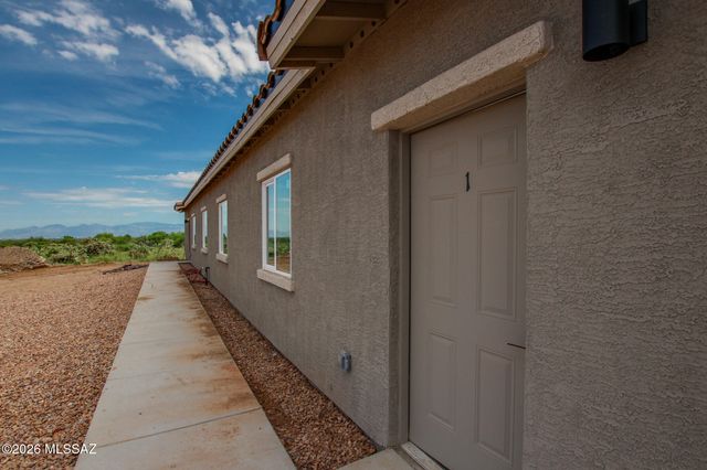 2330 W Diamond Street, Tucson, AZ 85705
