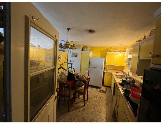 307 S 22nd St, Kingsville, TX 78363