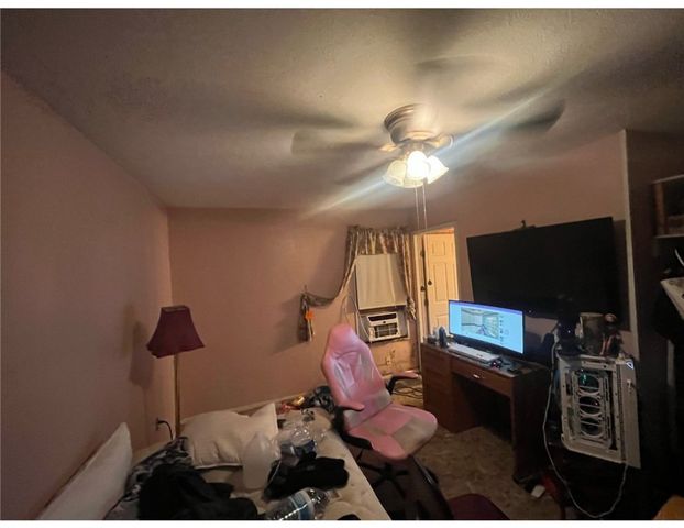 307 S 22nd St, Kingsville, TX 78363