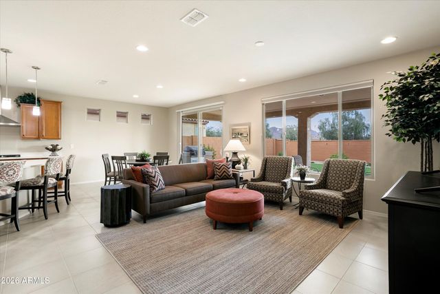 27383 W WAHALLA Lane, Buckeye, AZ 85396