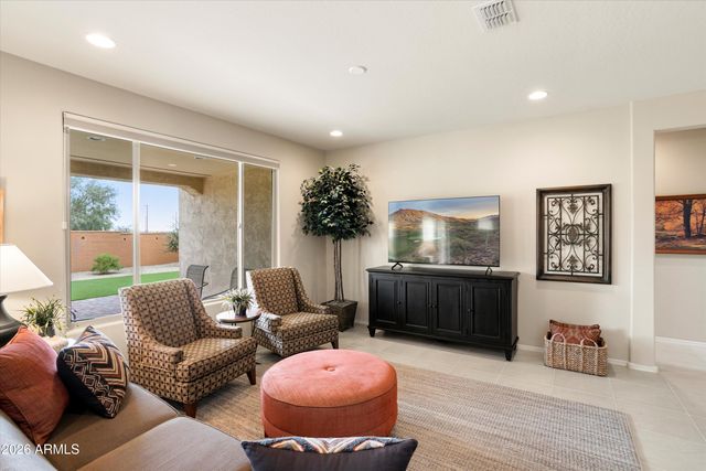 27383 W WAHALLA Lane, Buckeye, AZ 85396