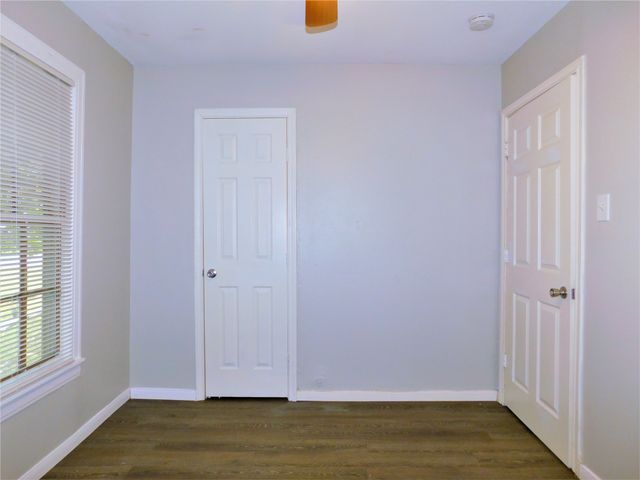 2412 N Carroll Boulevard, Denton, TX 76201