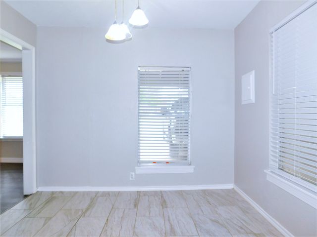 2412 N Carroll Boulevard, Denton, TX 76201