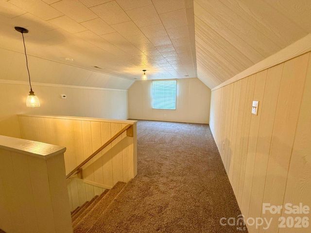 1351 S Aspen Street, Lincolnton, NC 28092
