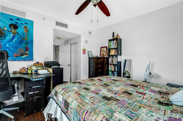 140 S Dixie Hwy 501, Hollywood, FL 33020