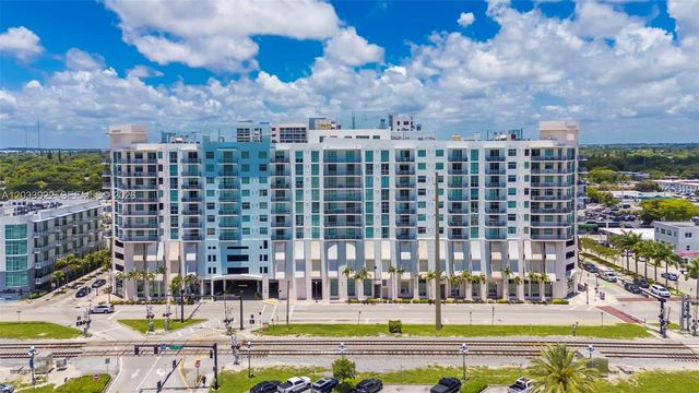 140 S Dixie Hwy 501, Hollywood, FL 33020