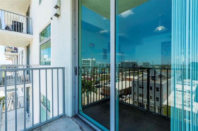 140 S Dixie Hwy 501, Hollywood, FL 33020