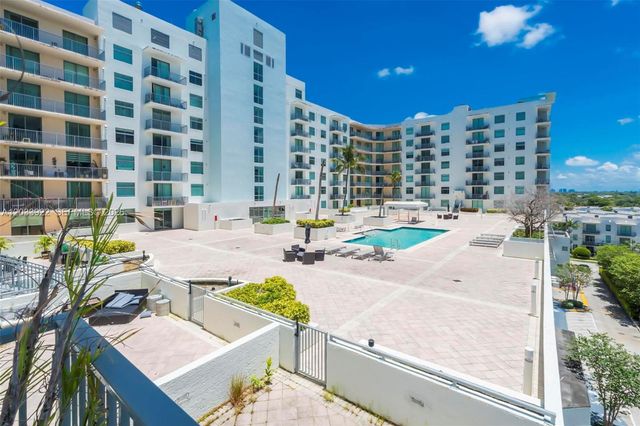 140 S Dixie Hwy 501, Hollywood, FL 33020