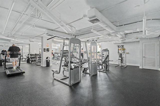 140 S Dixie Hwy 501, Hollywood, FL 33020