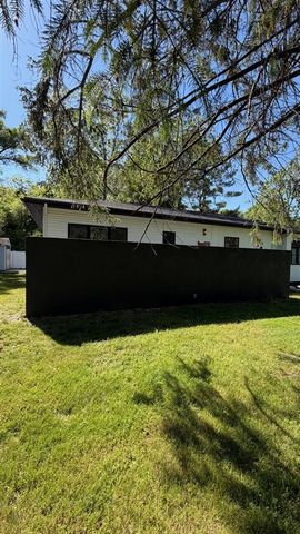 1810 Leonard Street, Grand Rapids, MI 49534