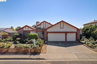 409 Hazelnut Dr, Oakley, CA 94561